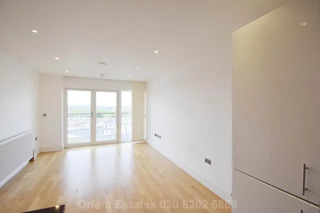 Pinner Road, Harrow, HA1, photo 3