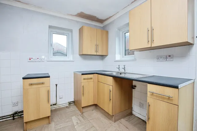 Springvale Close, Danesmoor, S45, photo 3
