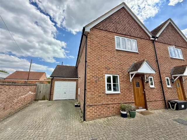 Greyhound Mews, Letcombe Regis, Wantage, OX12 9WH, photo 1