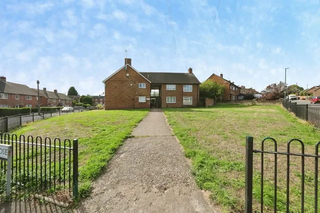 Raithby Close, Nottingham, NG5, photo 1