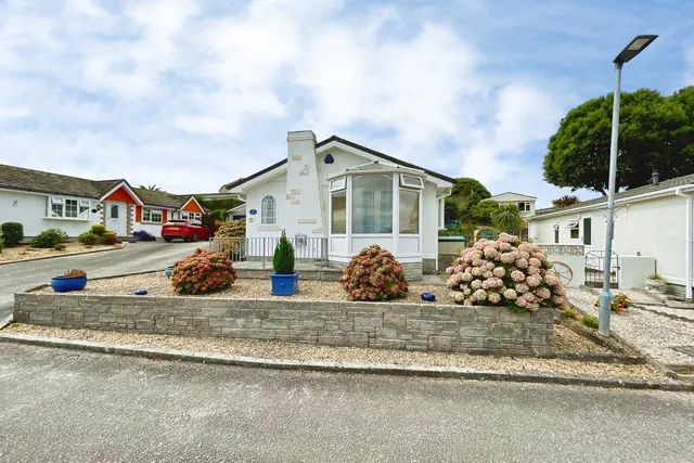 Gribbin Way, Mountlea Country Park, PL24, photo 1