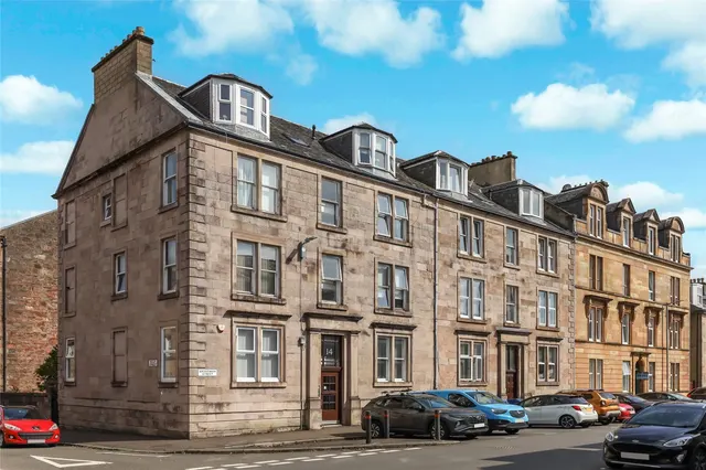 Ardgowan Street, Greenock, Inverclyde, PA16, photo 1