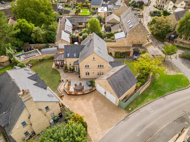 Magnolia House, Ketton, photo 1
