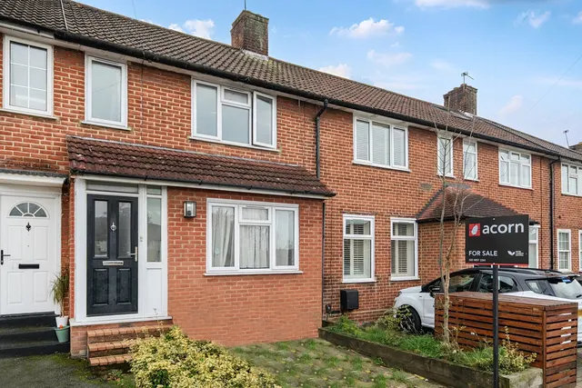 Castlecombe Road, SE9, photo 1