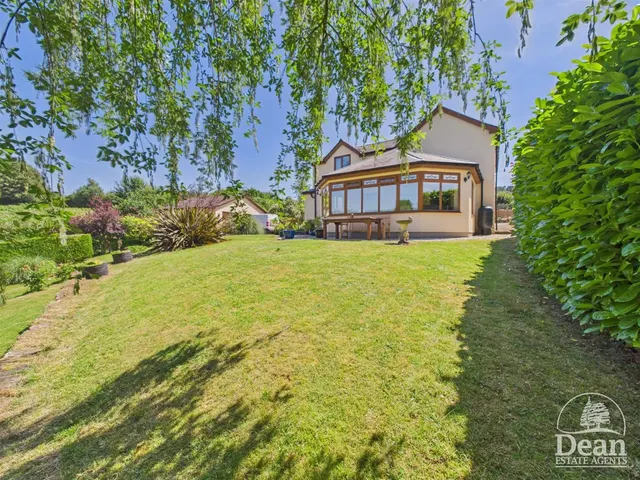 Varnister, Ruardean, photo 1