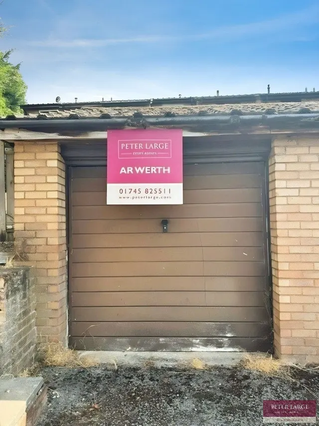 Photo 3 — Beechmere Rise, Mochdre, Conwy, LL28 5BG