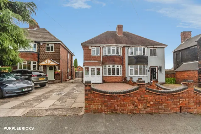 Castle Road, Walsall, WS9, photo 2