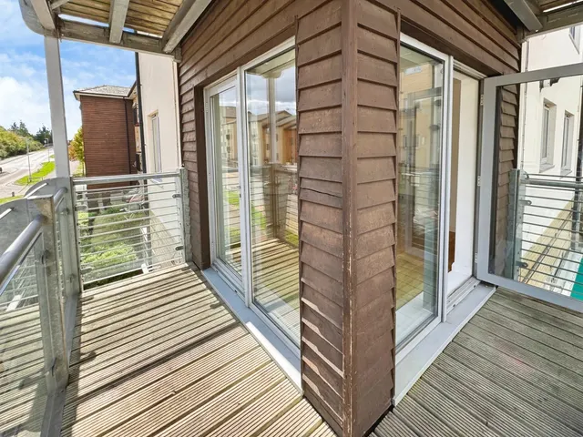 Tanfield Lane, Broughton, Milton Keynes, photo 1