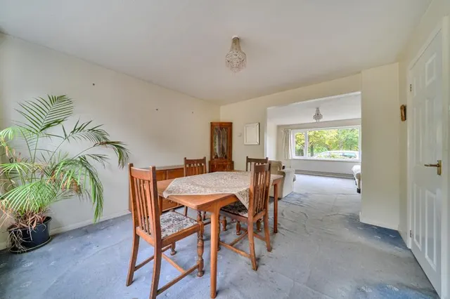 Meadow Close, Farmoor, OX2, photo 2
