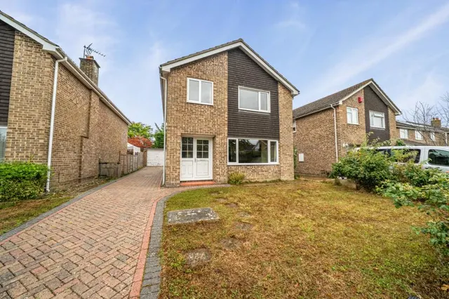 Meadow Close, Farmoor, OX2, photo 1