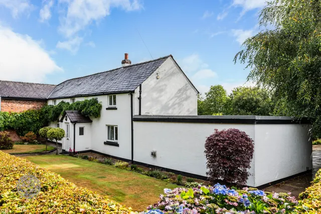 Photo 2 — Dam House Farm Bradley Lane, Standish, Wigan, WN6 0XE