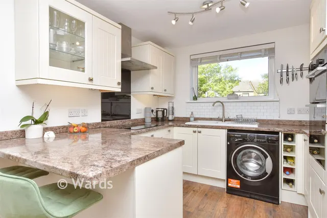 Bazes Shaw, New Ash Green, DA3, photo 2