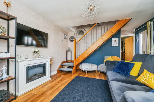 Brisbane Drive, Nottingham, NG5, photo 3