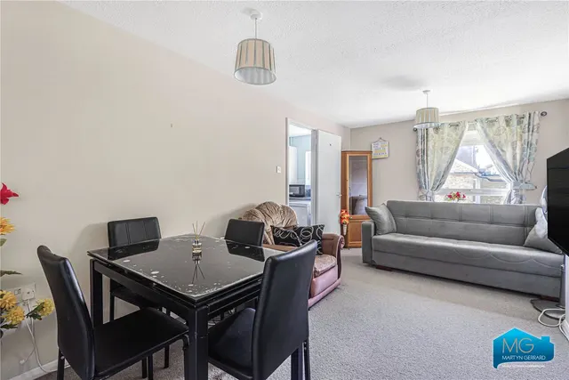 Puller Road, High Barnet, EN5, photo 2