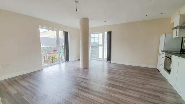 Photo 2 — Skyline House Swingate, Stevenage, Herts SG1 1AP