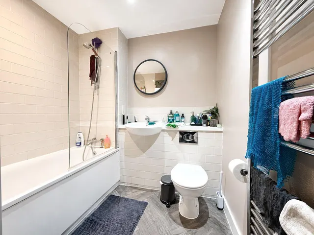 Ottley Drive, London, SE3, photo 2