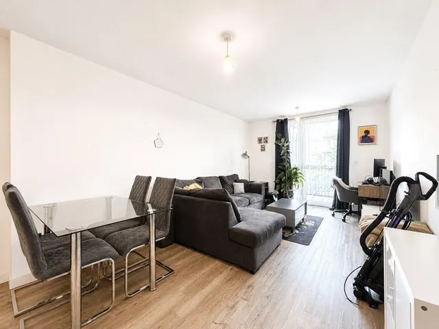 Ottley Drive, London, SE3, photo 1