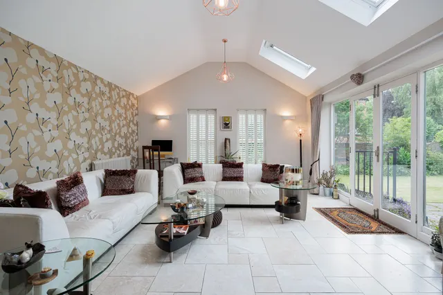 Heyes Lane, Alderley Edge, SK9, photo 3