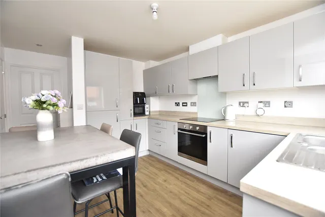 Lilac Way, Leeds, LS14, photo 3