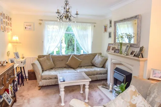 Photo 3 — Glebe Road, Farnborough, Hampshire, GU14 8QU
