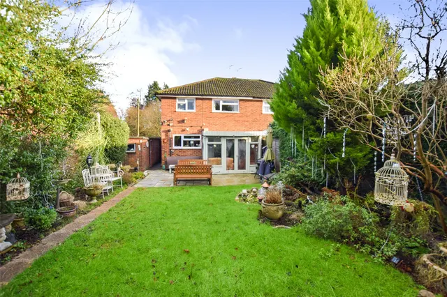 Photo 2 — Glebe Road, Farnborough, Hampshire, GU14 8QU
