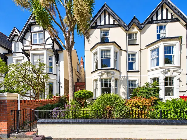 Abbey Road, Llandudno, LL30, photo 1