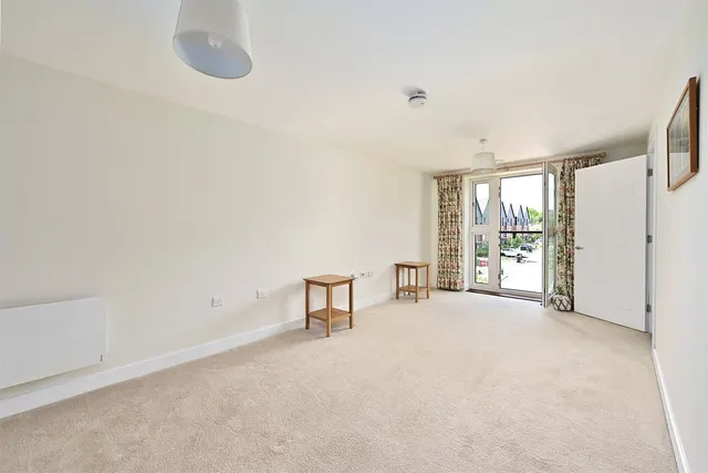 Photo 3 — Station Road, Hook, Hampshire, RG27 9GU