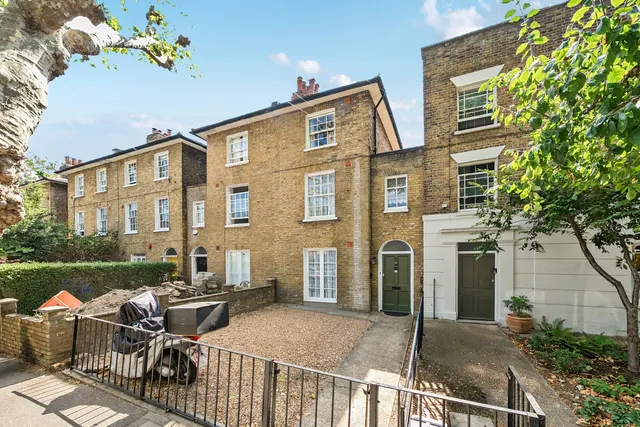 Urlwin Street, SE5, photo 1
