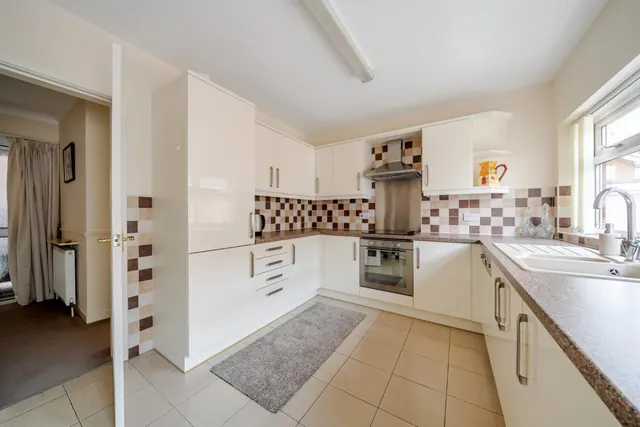 Willow Road, Wath-Upon_Dearne, S63, photo 2