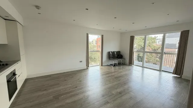 Lyon Road, Harrow, HA1, photo 2