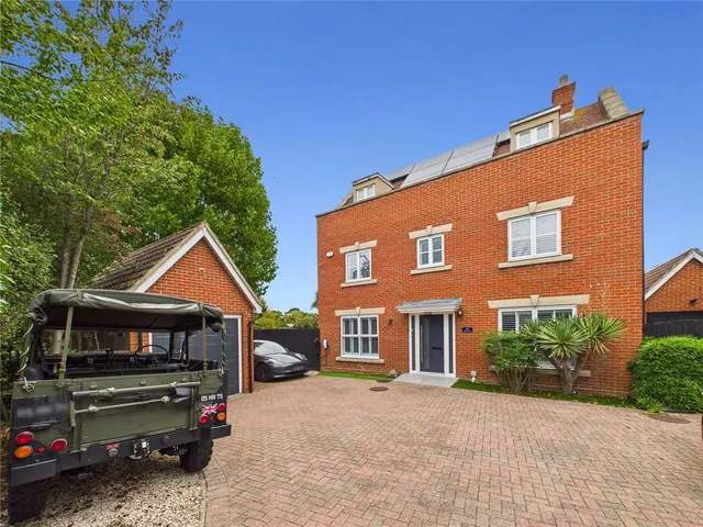 Elgar Drive, Witham, CM8, photo 1