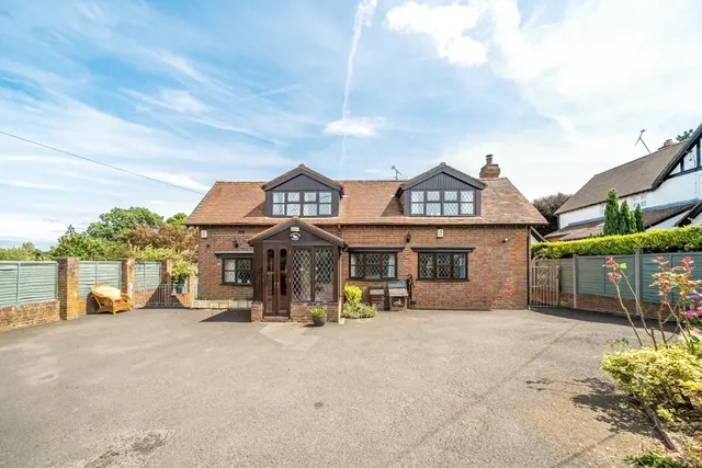 Ballinger Road Great Missenden HP16, photo 1