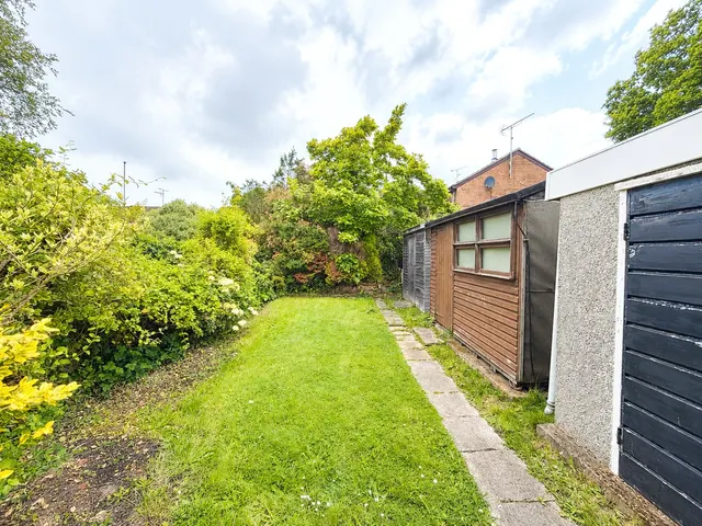 Photo 2 — Jubilee Road, Aldershot, Hampshire, GU11 3QE
