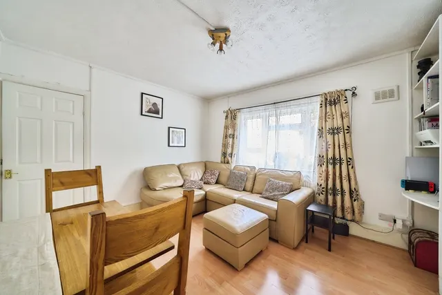Photo 3 — Kerrison Road, Stratford, London, E15