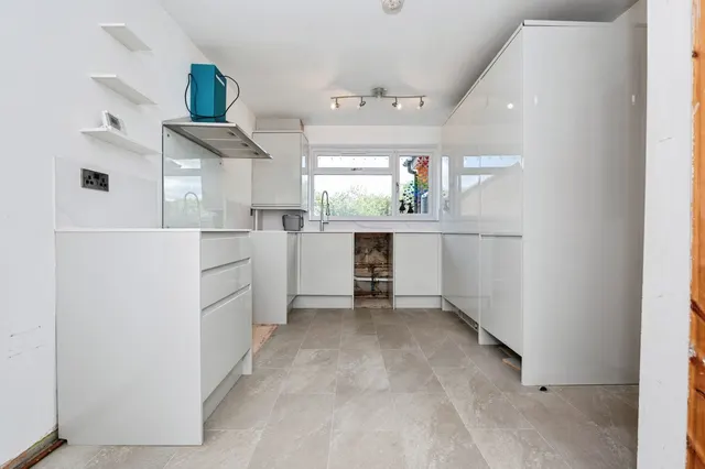 Caxton Close, Longfield, DA3, photo 2
