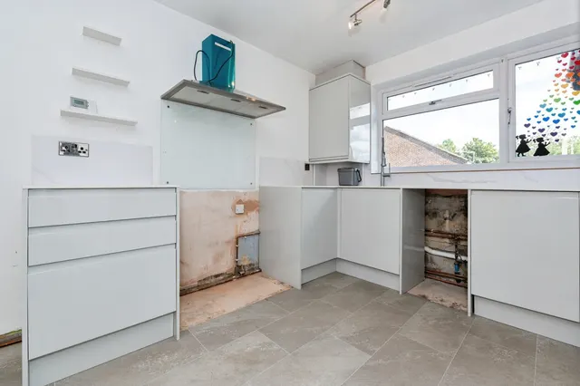 Caxton Close, Longfield, DA3, photo 3
