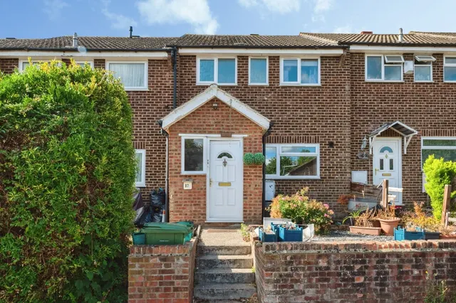 Caxton Close, Longfield, DA3, photo 1