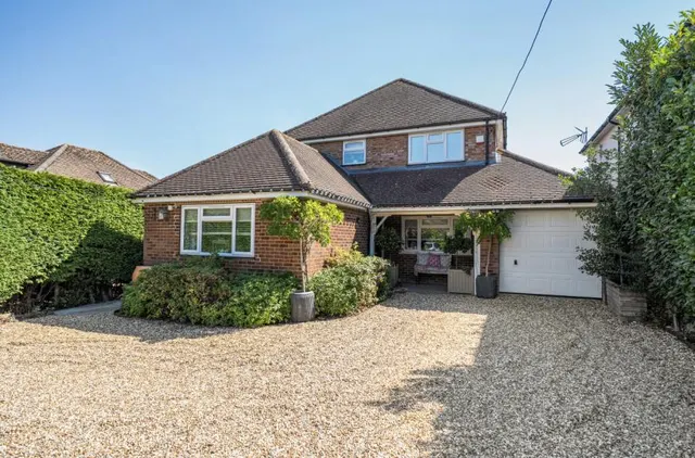 Kempshott Lane, Basingstoke, RG22, photo 1