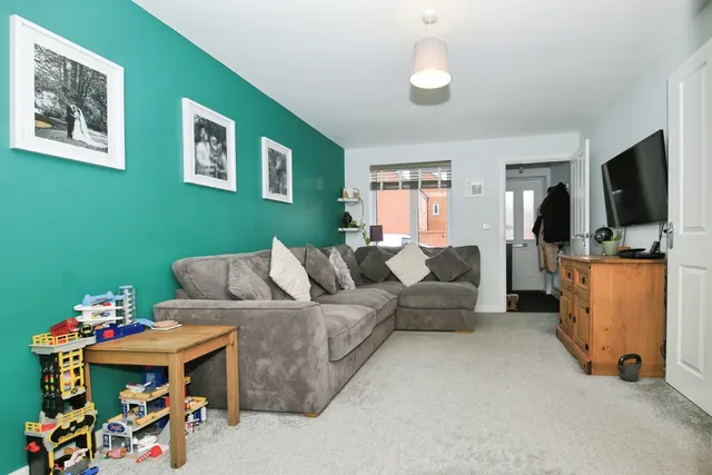 Agatha Place, Peterborough, PE2, photo 2