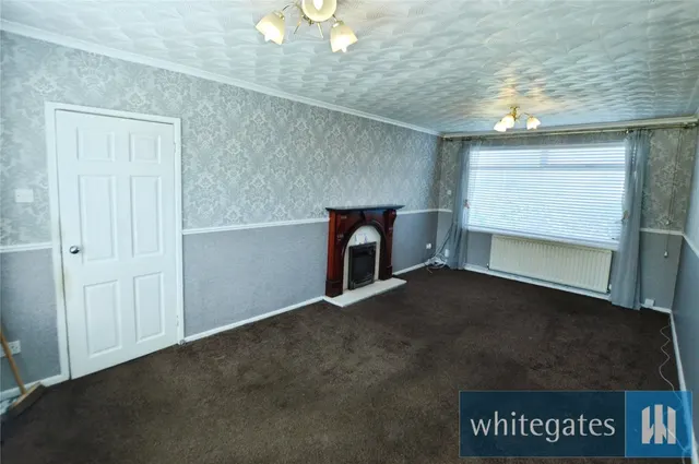 Belle Isle Road, Leeds, LS10, photo 2