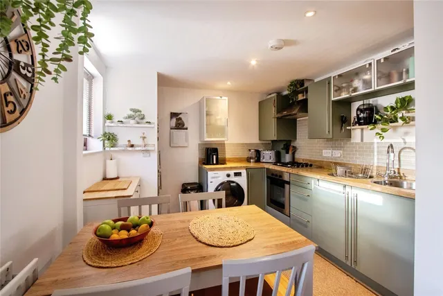 Photo 3 — Woodlands Village, WAKEFIELD, West Yorkshire, WF1
