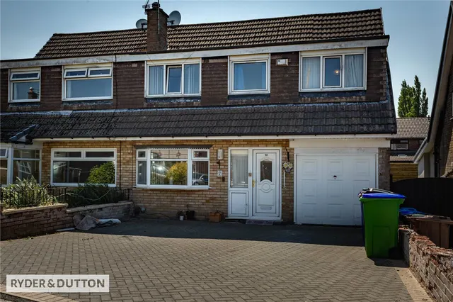 Boarshaw Crescent, Middleton, M24, photo 2