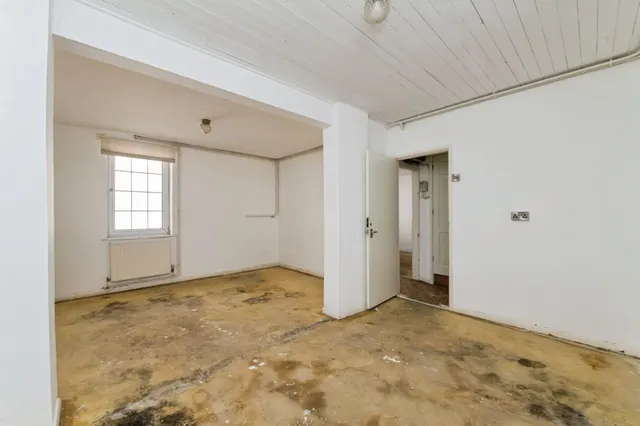 Lyme Street, Axminster, EX13, photo 3