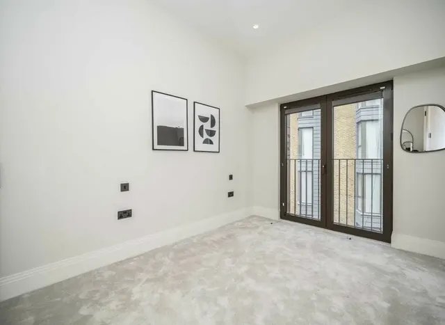 Selsdon Way, Canary Wharf, E14, photo 3