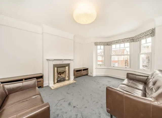 Photo 3 — Worple Road, Wimbledon, SW20