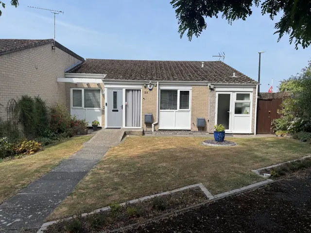 Coombe Road, Nailsea, BS48, photo 1