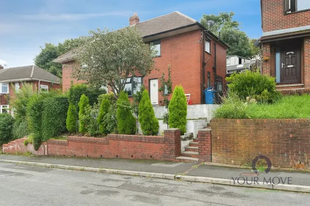 Edge Hill Road, Royton, OL2, photo 1