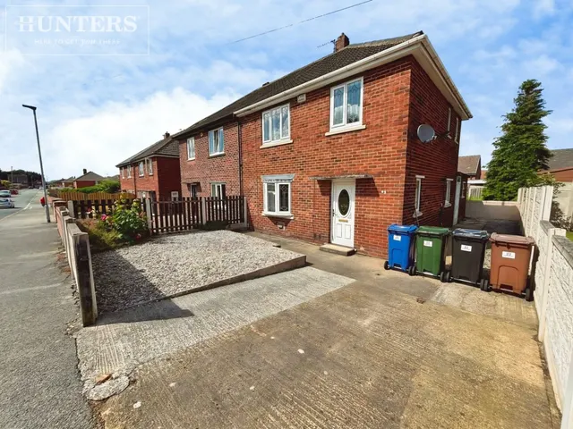 Highfield Avenue, Barnsley, photo 1