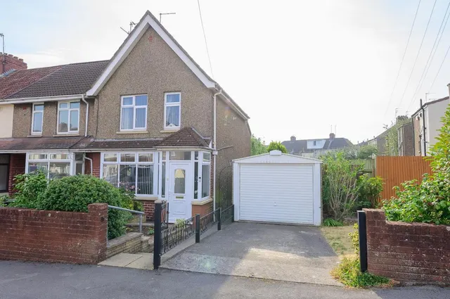 James Road, Staple Hill, BS16, photo 1