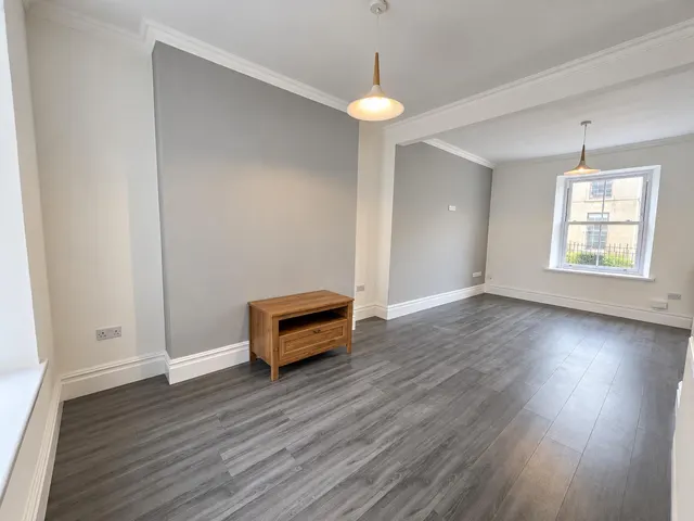 Bryngwyn Road, Llanelli, SA14, photo 3